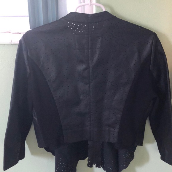 Jacket - Picture 2 of 8